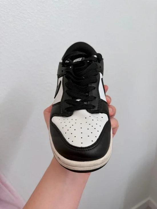 Nike panda dunks - Picture 2 of 9